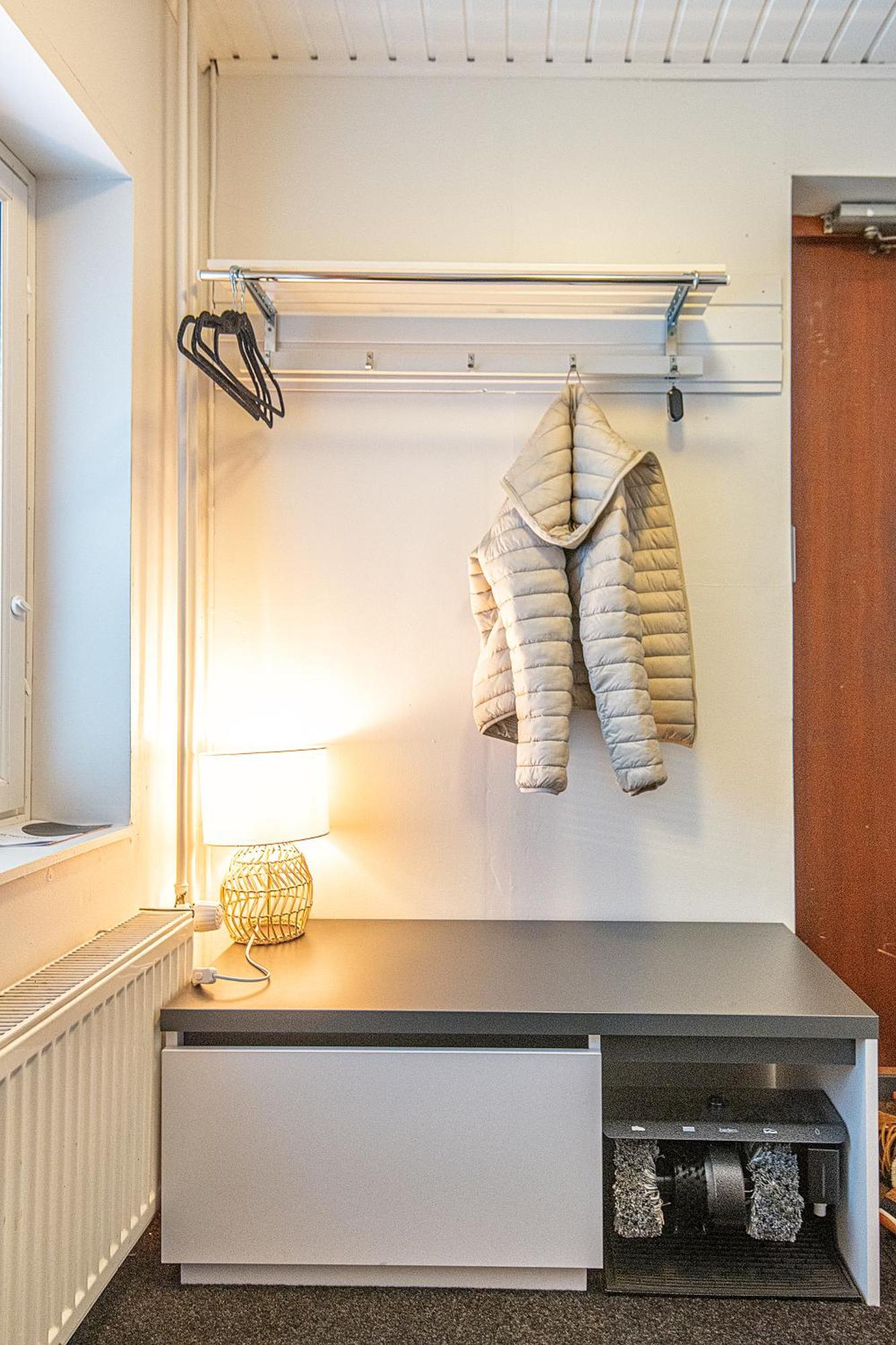 Relax & Recharge - A Unique Suite With A Touch Of Luxury - Hot Tub And Sauna Inspired Decor #Not A Real Sauna# Easy City Access - Direct Train 15 Min To City 헬싱키 외부 사진